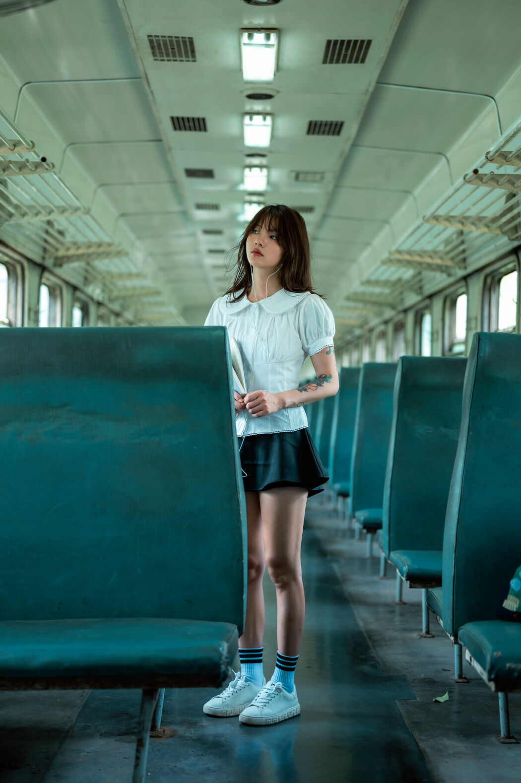 YiTuYu艺图语 Vol.10076 A Miao De Fan Fan (72P)
