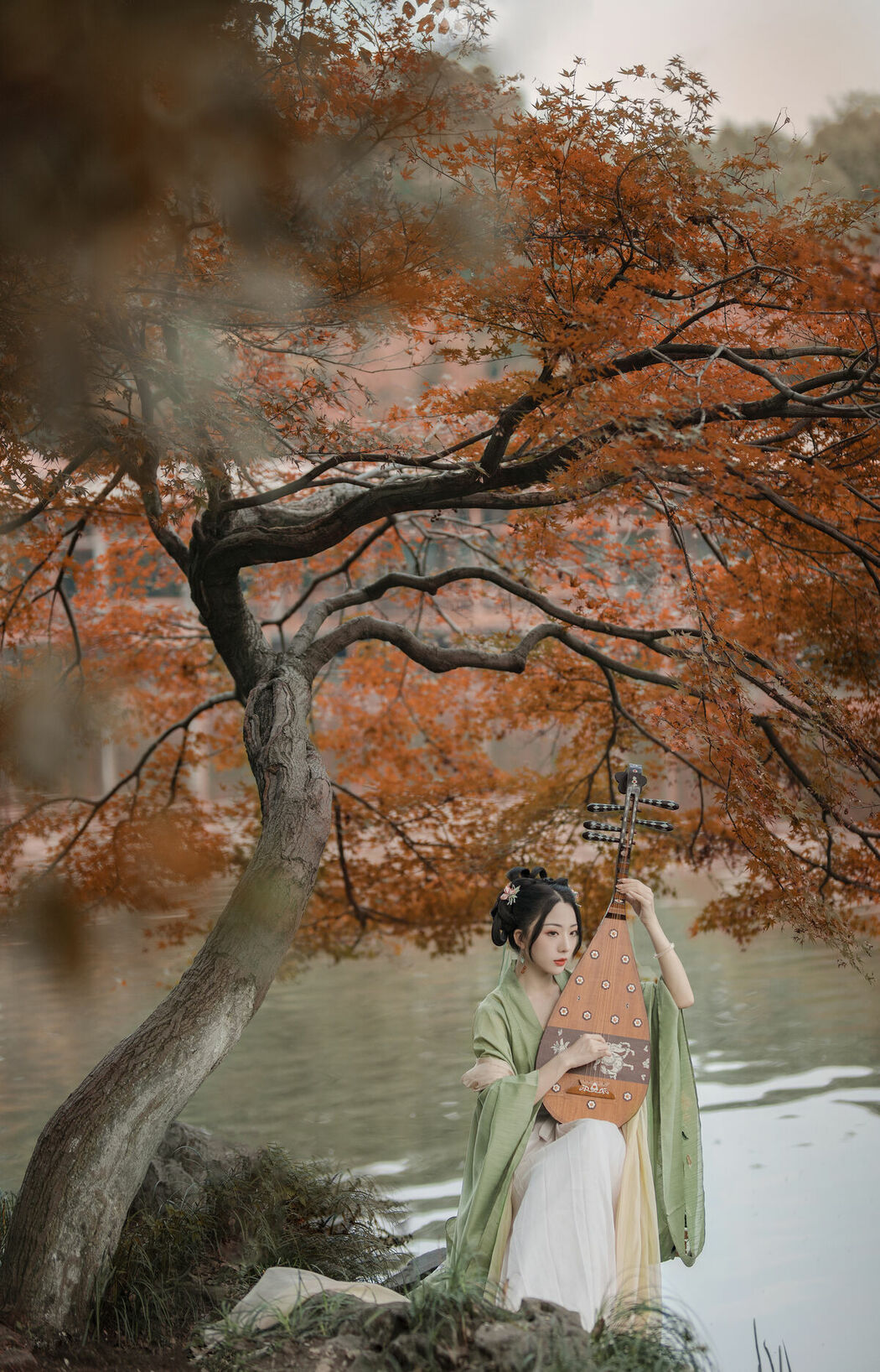 YiTuYu艺图语 Vol.10071 Shi Nan Yuan Bu Shi Zhou (17P)