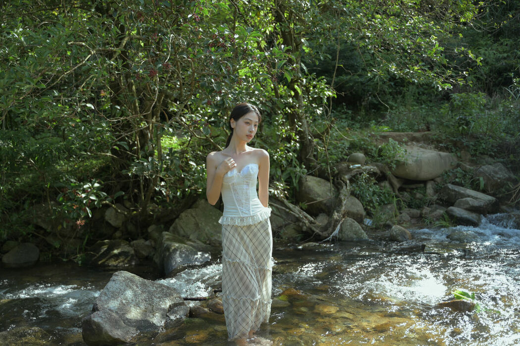 YiTuYu艺图语 Vol.10078 Yi Yi (40P)