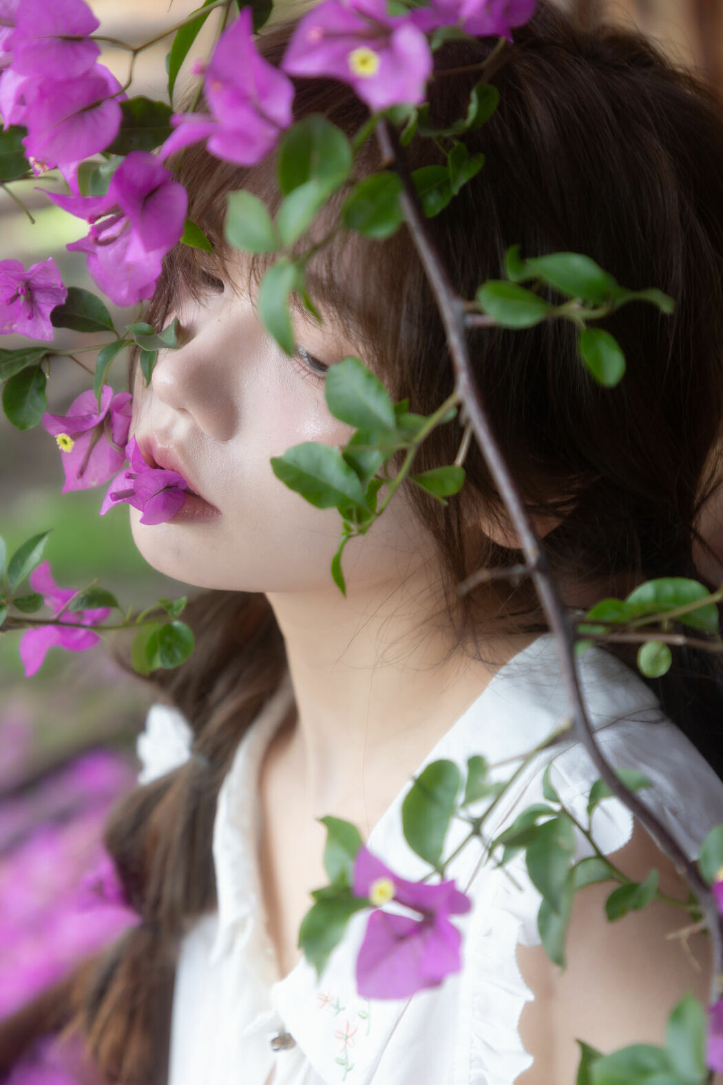 YiTuYu艺图语 Vol.10074 Lin Mu Ting Zi (19P)