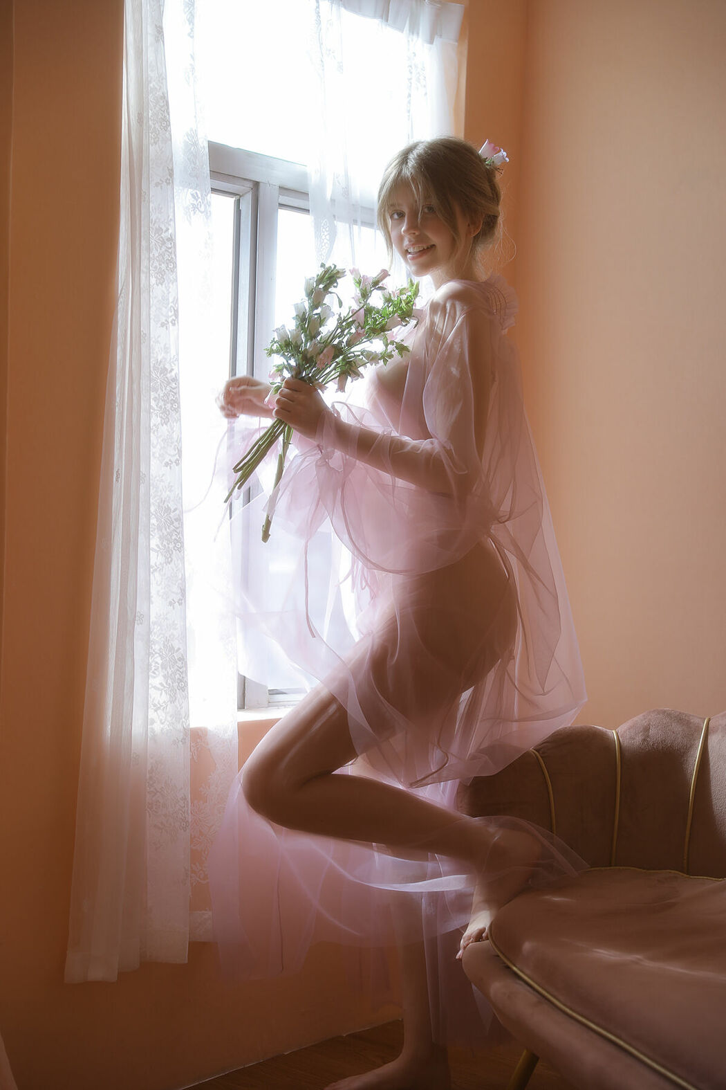 YiTuYu艺图语 Vol.10077 Anna (16P)
