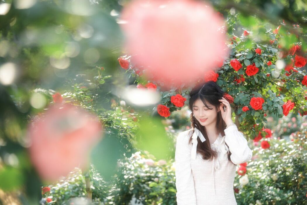 YiTuYu艺图语 Vol.10080 Wo De Xiao Zhu Li (18P)