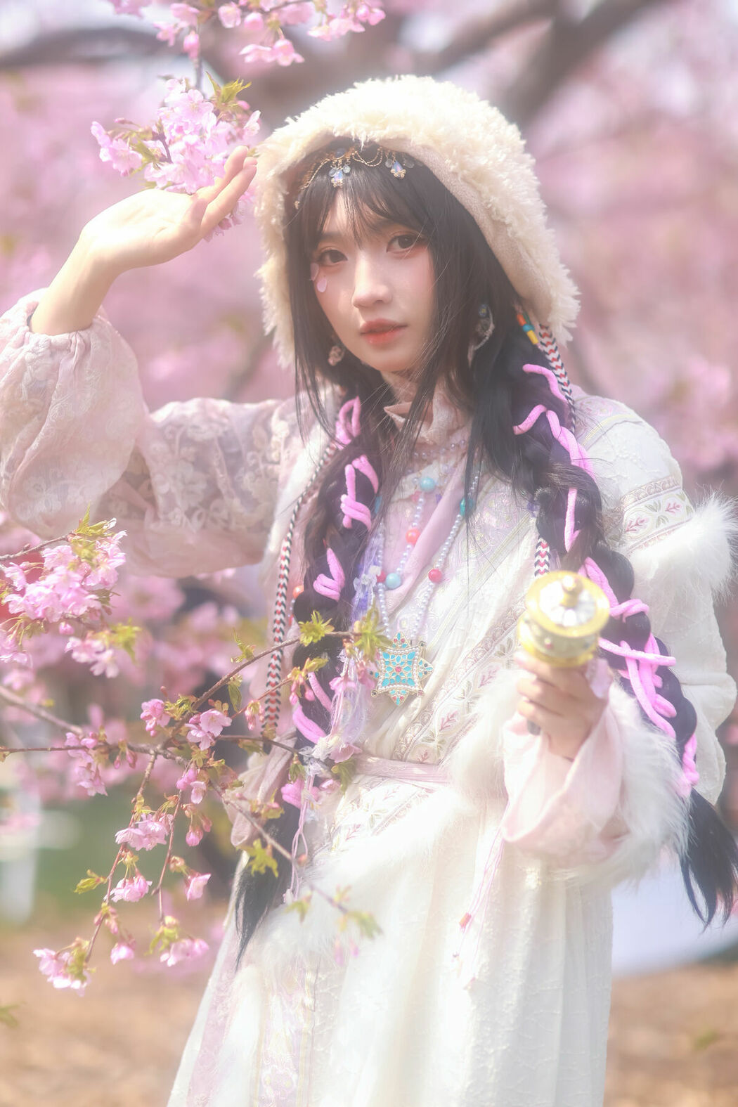 YiTuYu艺图语 Vol.10079 Gan Xiao Jie (27P)