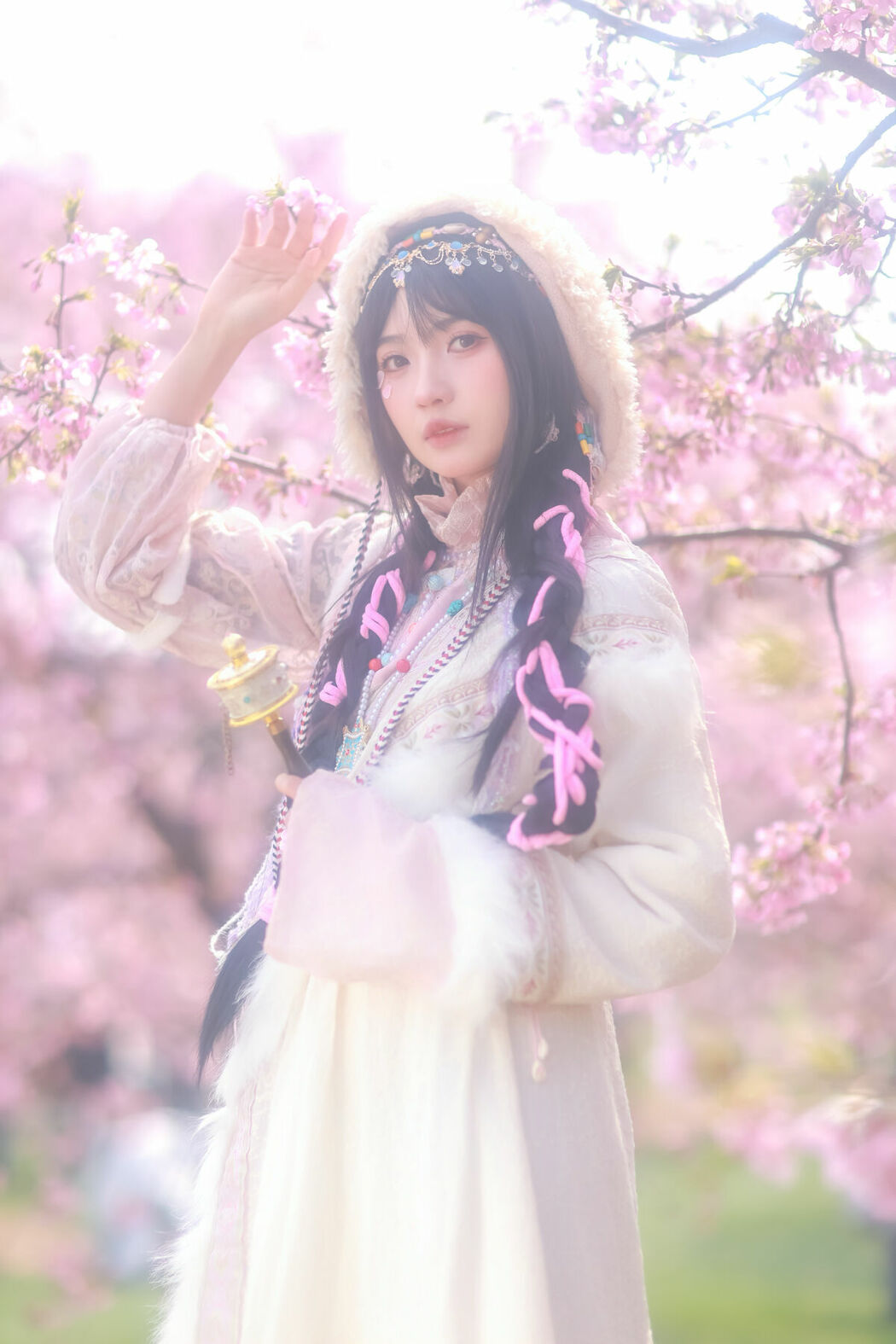 YiTuYu艺图语 Vol.10079 Gan Xiao Jie (27P)