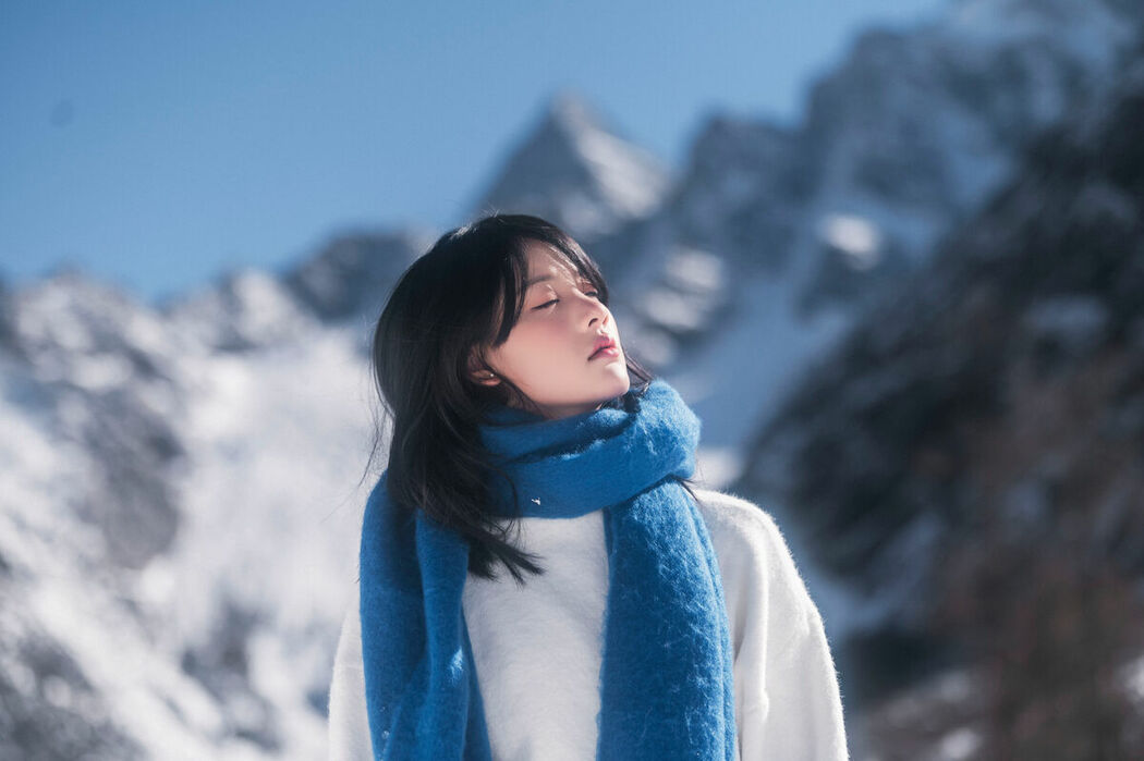 YiTuYu艺图语 Vol.10081 A Miao De Fan Fan (26P)