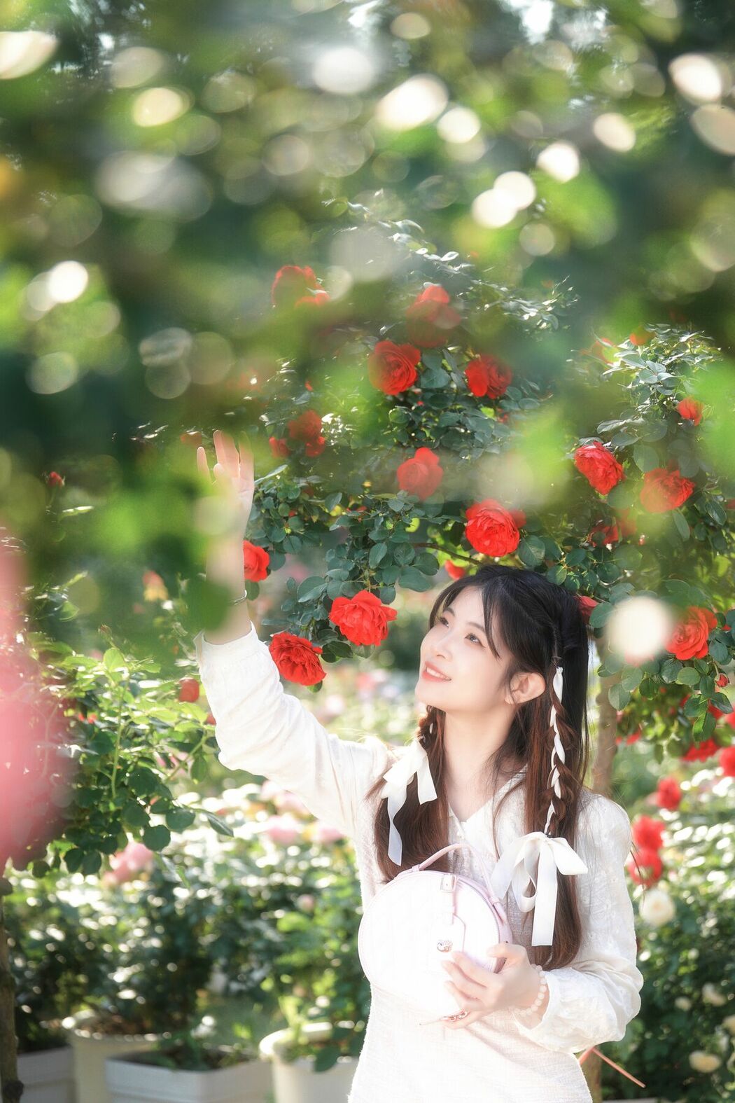 YiTuYu艺图语 Vol.10080 Wo De Xiao Zhu Li (18P)
