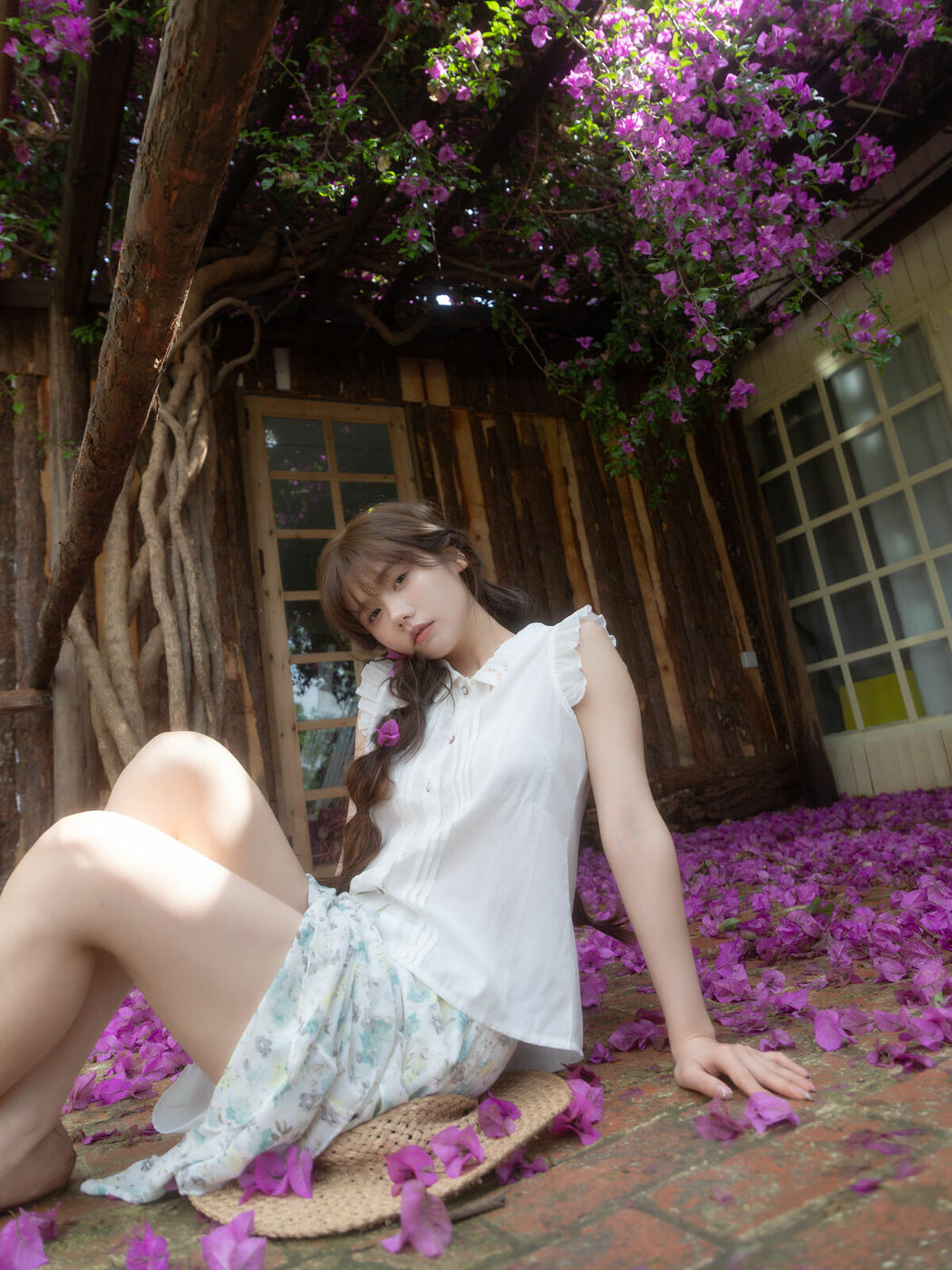 YiTuYu艺图语 Vol.10074 Lin Mu Ting Zi (19P)