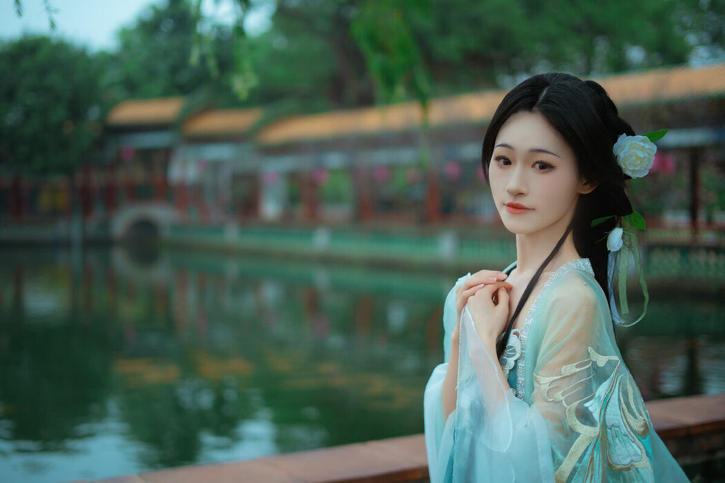 YiTuYu艺图语 Vol.10070 Shi Qi (16P)