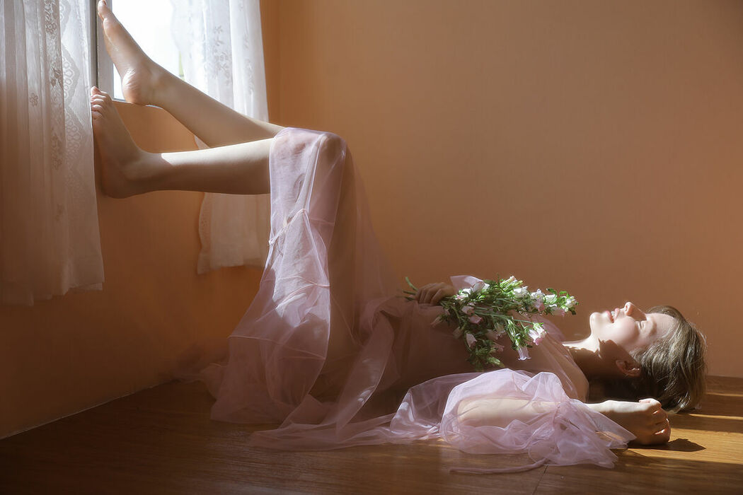 YiTuYu艺图语 Vol.10077 Anna (16P)