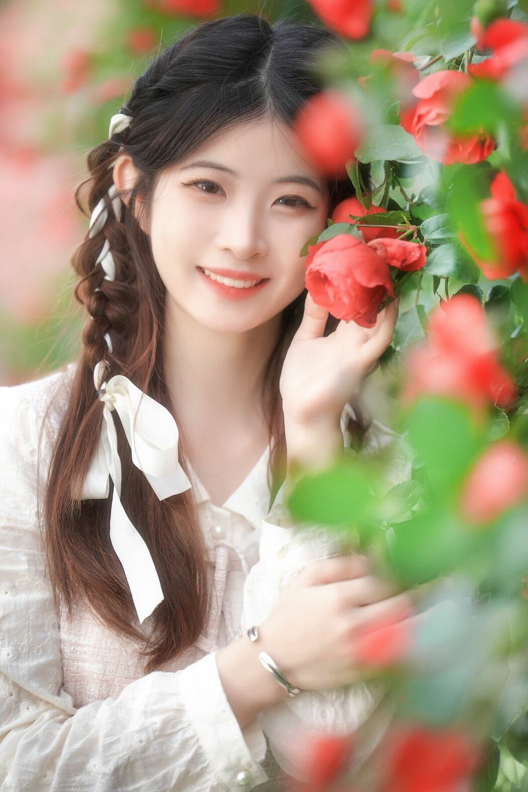 YiTuYu艺图语 Vol.10080 Wo De Xiao Zhu Li (18P)