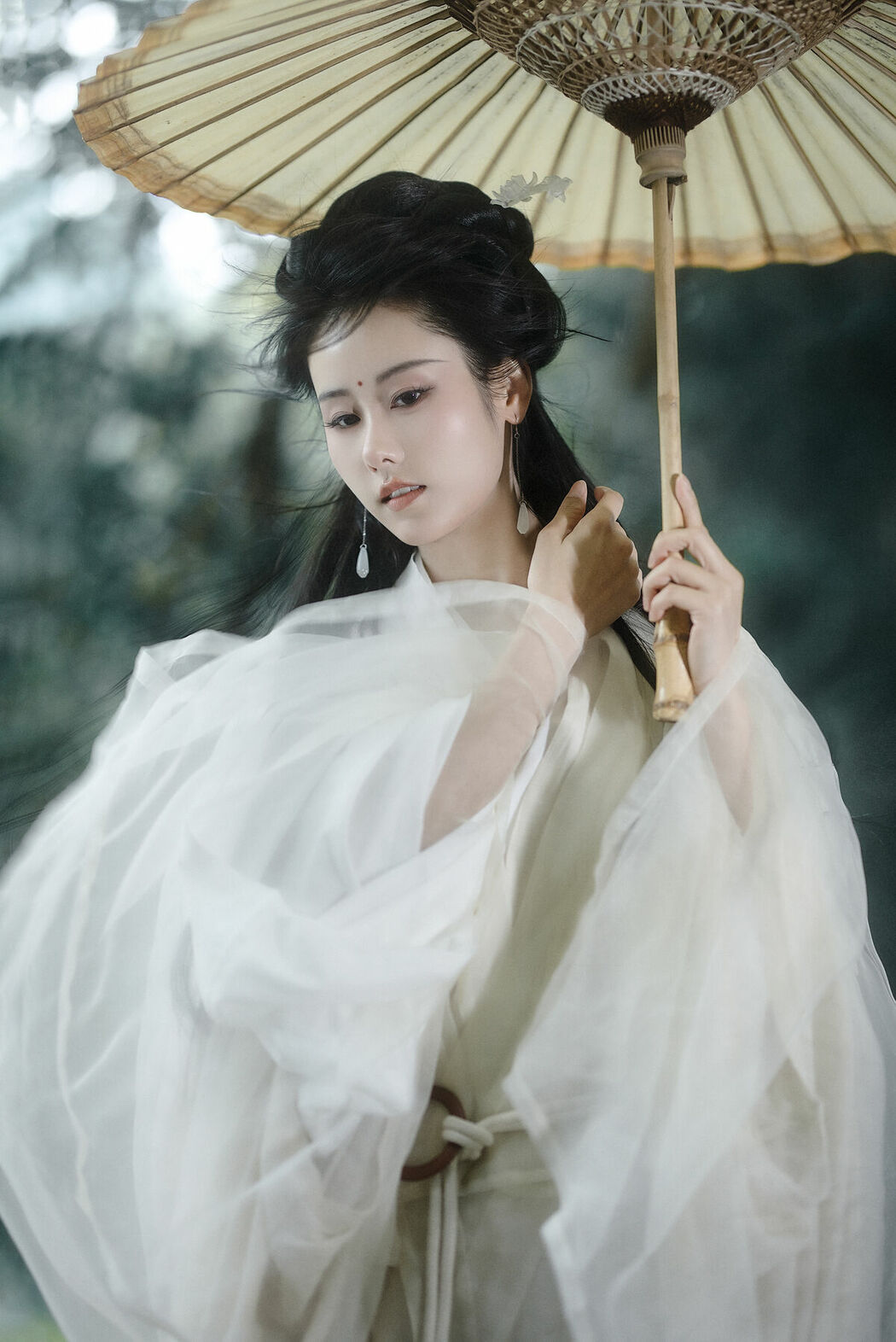 YiTuYu艺图语 Vol.10082 Ren Jian Yue-Su Chen (18P)