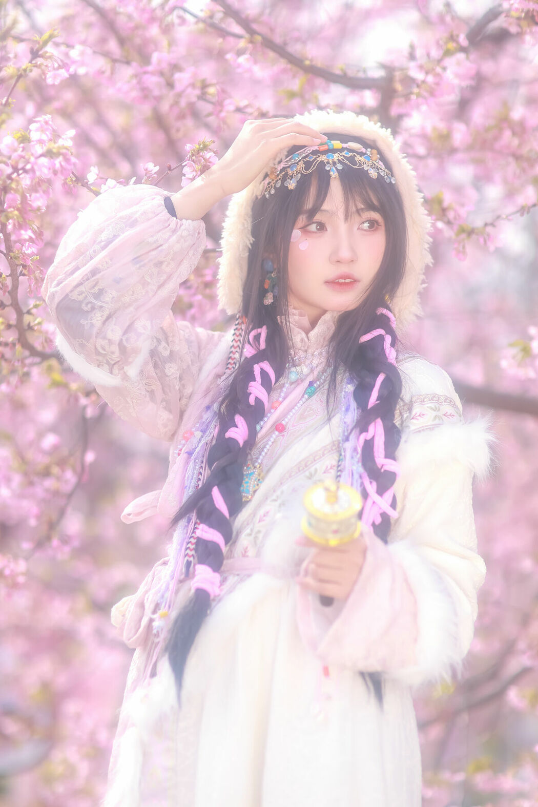 YiTuYu艺图语 Vol.10079 Gan Xiao Jie (27P)
