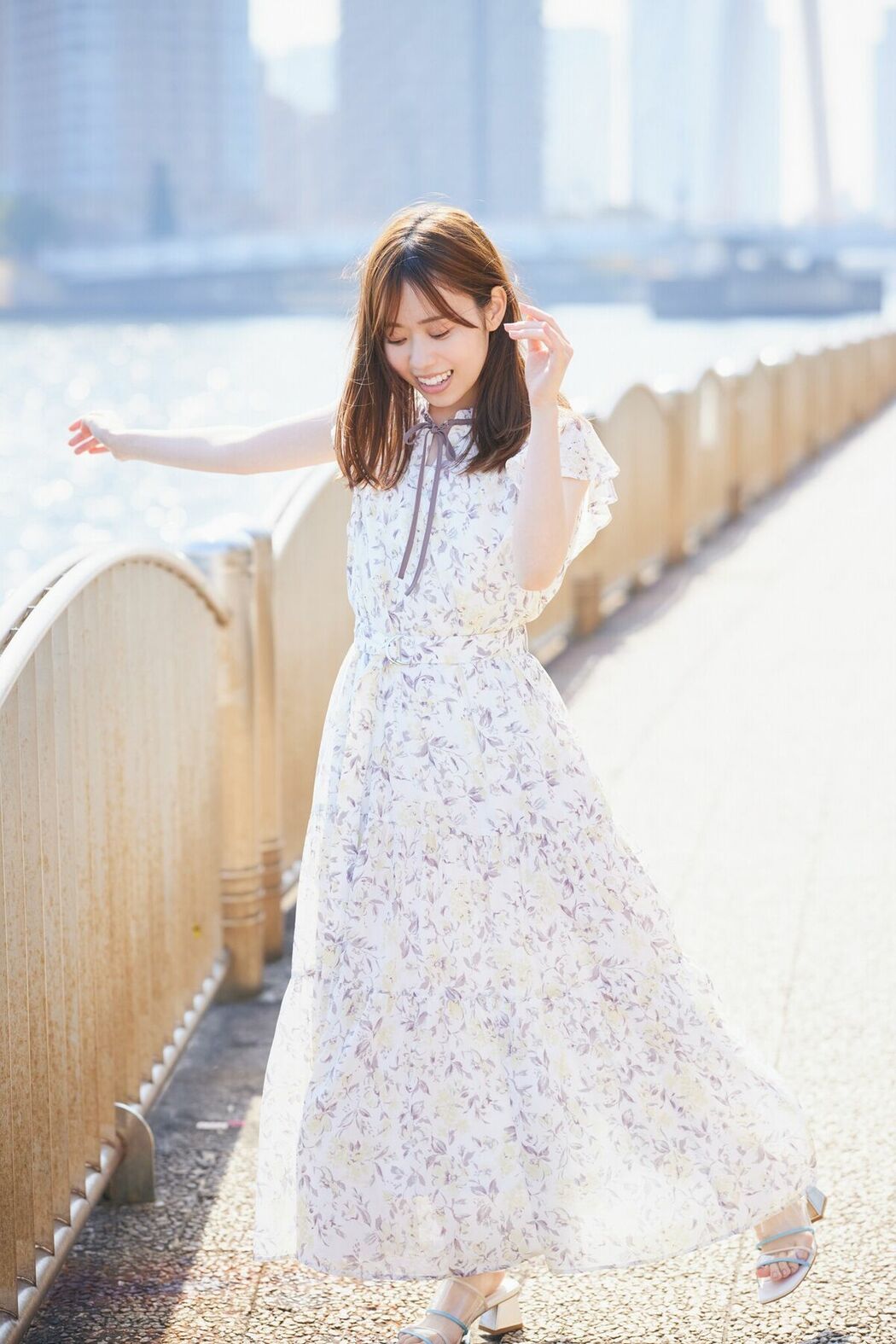 JP Sayuri Date 伊達さゆり – WHITE graph デジタル写真集 (56P)