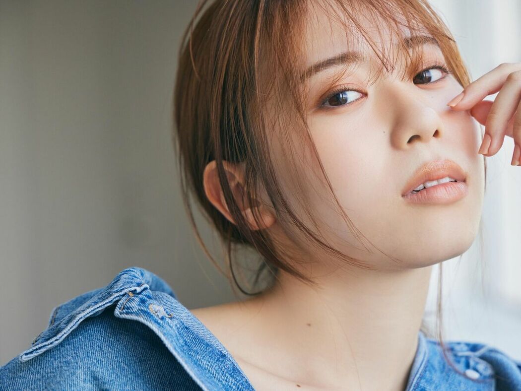 JP Sayuri Date 伊達さゆり – WHITE graph デジタル写真集 (56P)