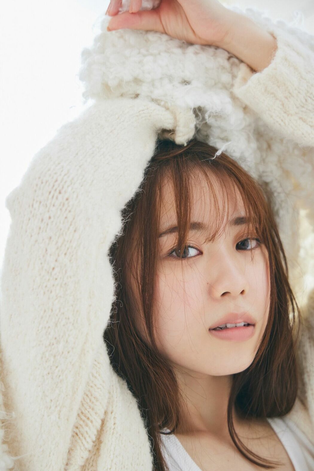 JP Sayuri Date 伊達さゆり – WHITE graph デジタル写真集 (56P)