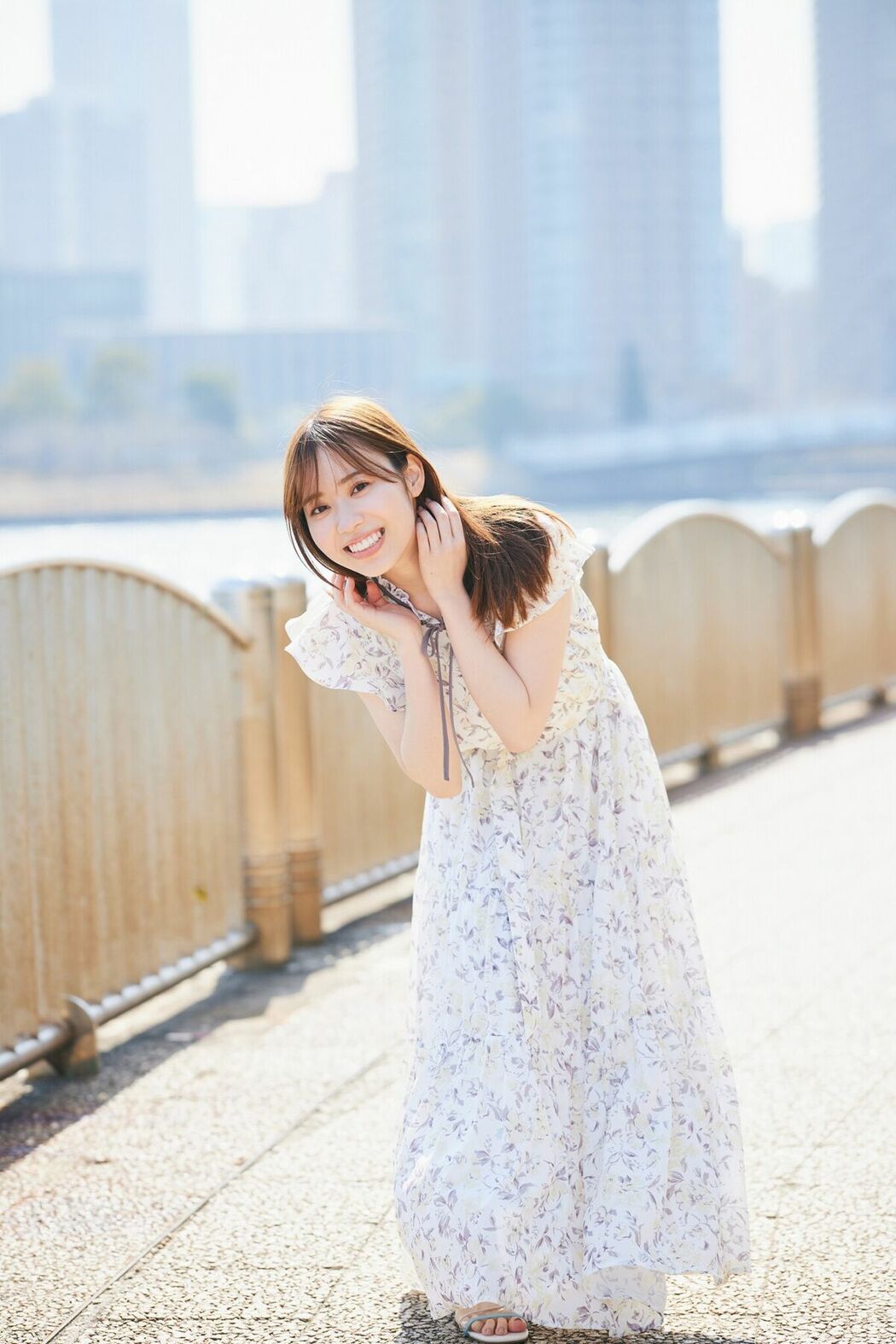 JP Sayuri Date 伊達さゆり – WHITE graph デジタル写真集 (56P)