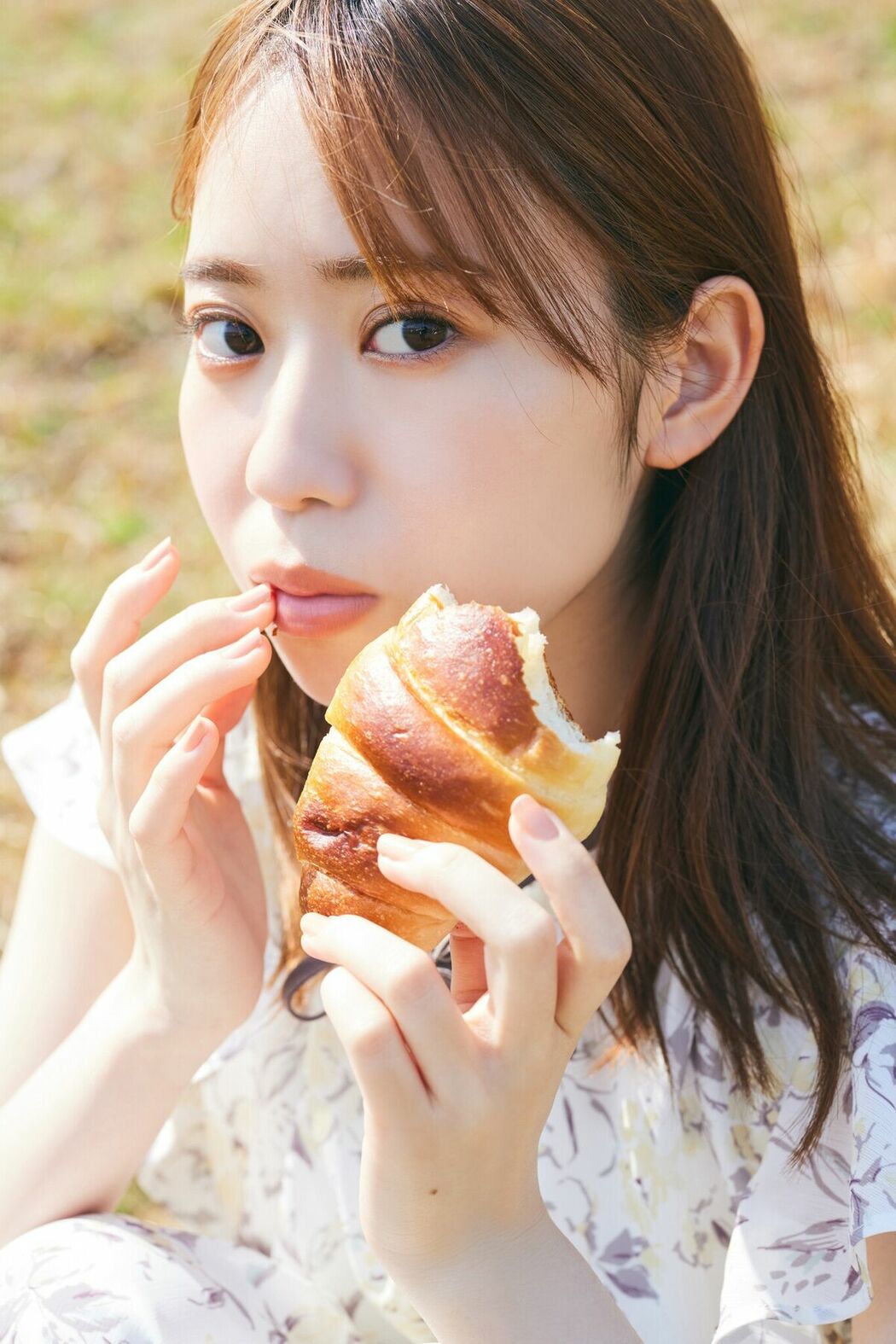 JP Sayuri Date 伊達さゆり – WHITE graph デジタル写真集 (56P)
