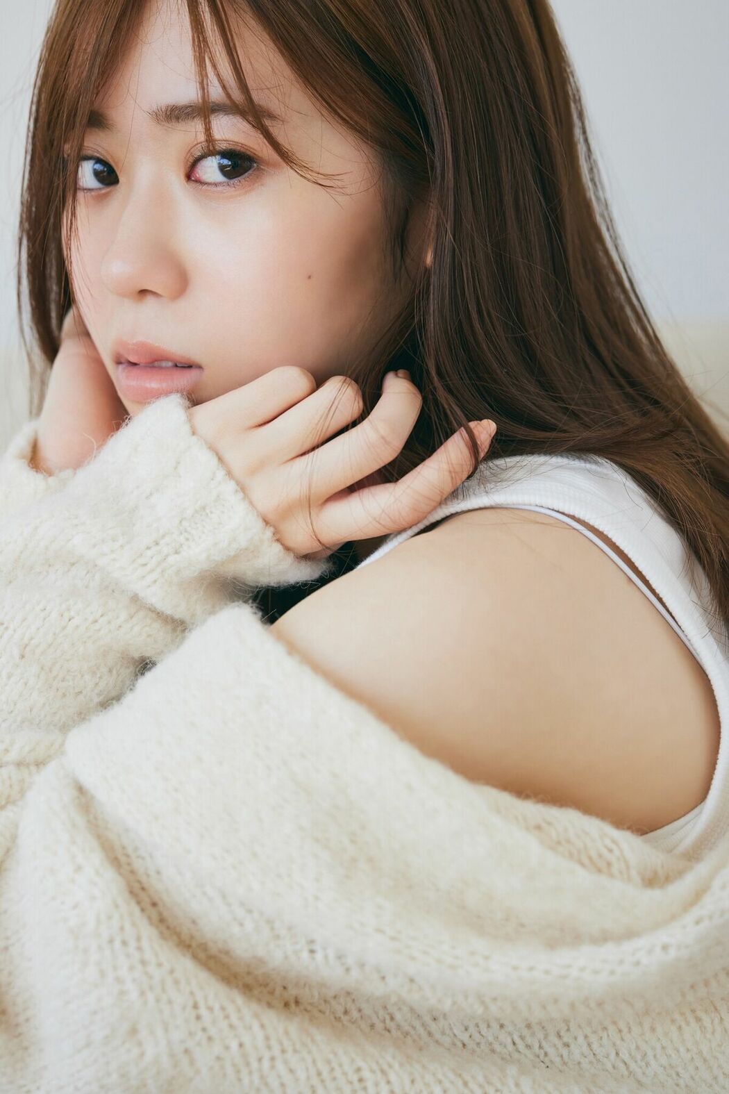 JP Sayuri Date 伊達さゆり – WHITE graph デジタル写真集 (56P)