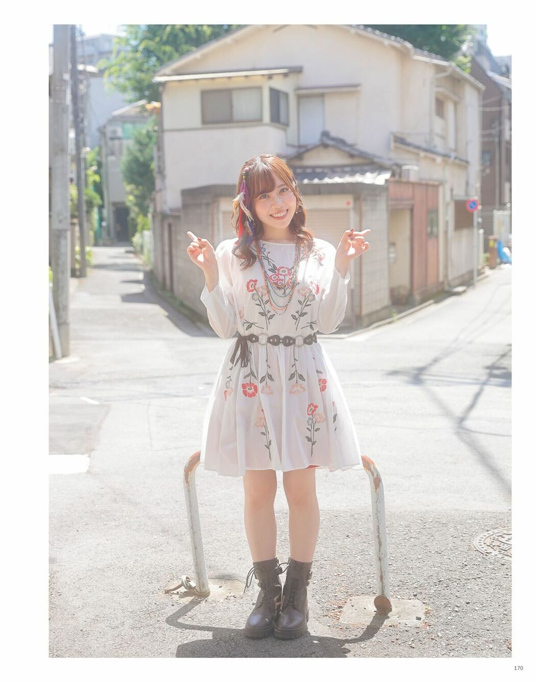 JP Sayuri Date 伊達さゆり – フォト And インタビューブック 置いてきた傘と地 Part03 (64P)