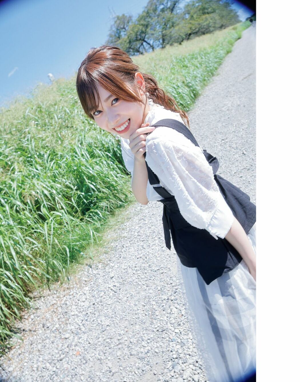 JP Sayuri Date 伊達さゆり – フォト And インタビューブック 置いてきた傘と地 Part03 (64P)