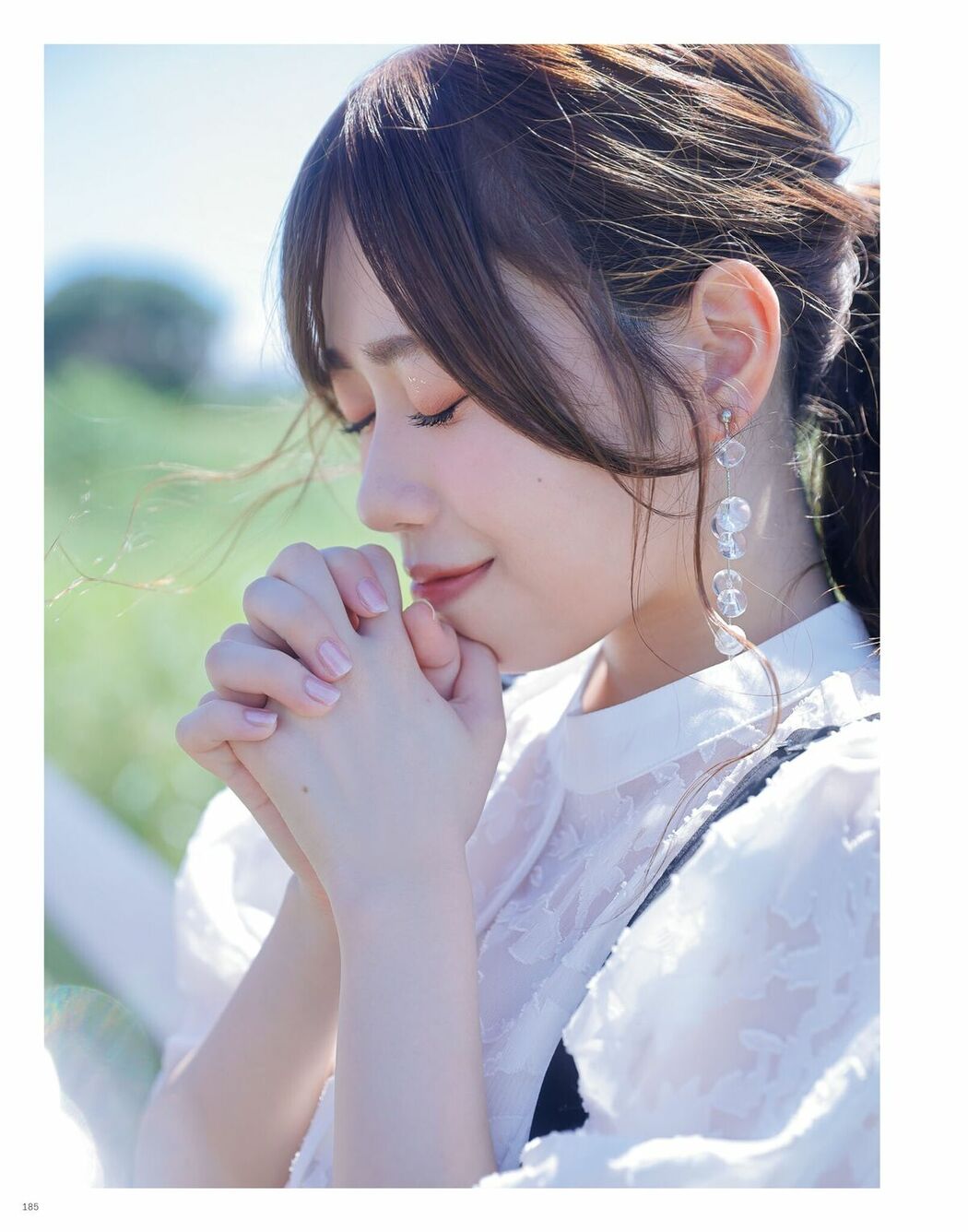 JP Sayuri Date 伊達さゆり – フォト And インタビューブック 置いてきた傘と地 Part03 (64P)
