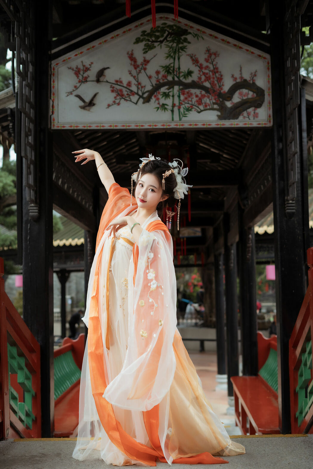 YiTuYu艺图语 Vol.10083 Su Su (14P)