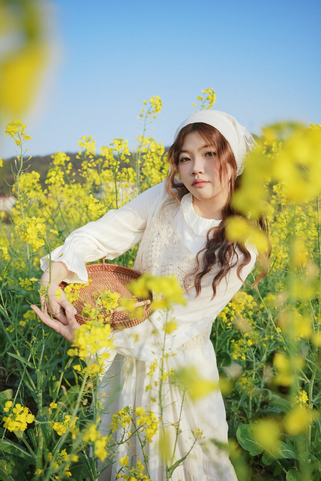YiTuYu艺图语 Vol.10084 Jing Jing Yi (40P)