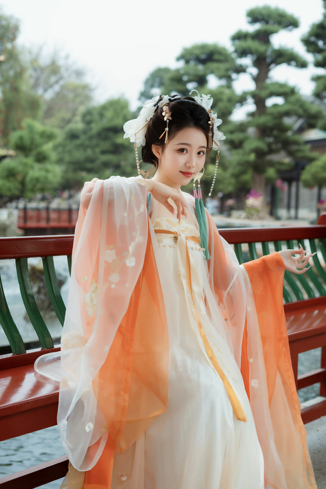 YiTuYu艺图语 Vol.10083 Su Su (14P)