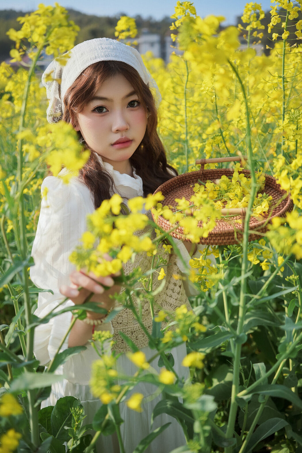 YiTuYu艺图语 Vol.10084 Jing Jing Yi (40P)