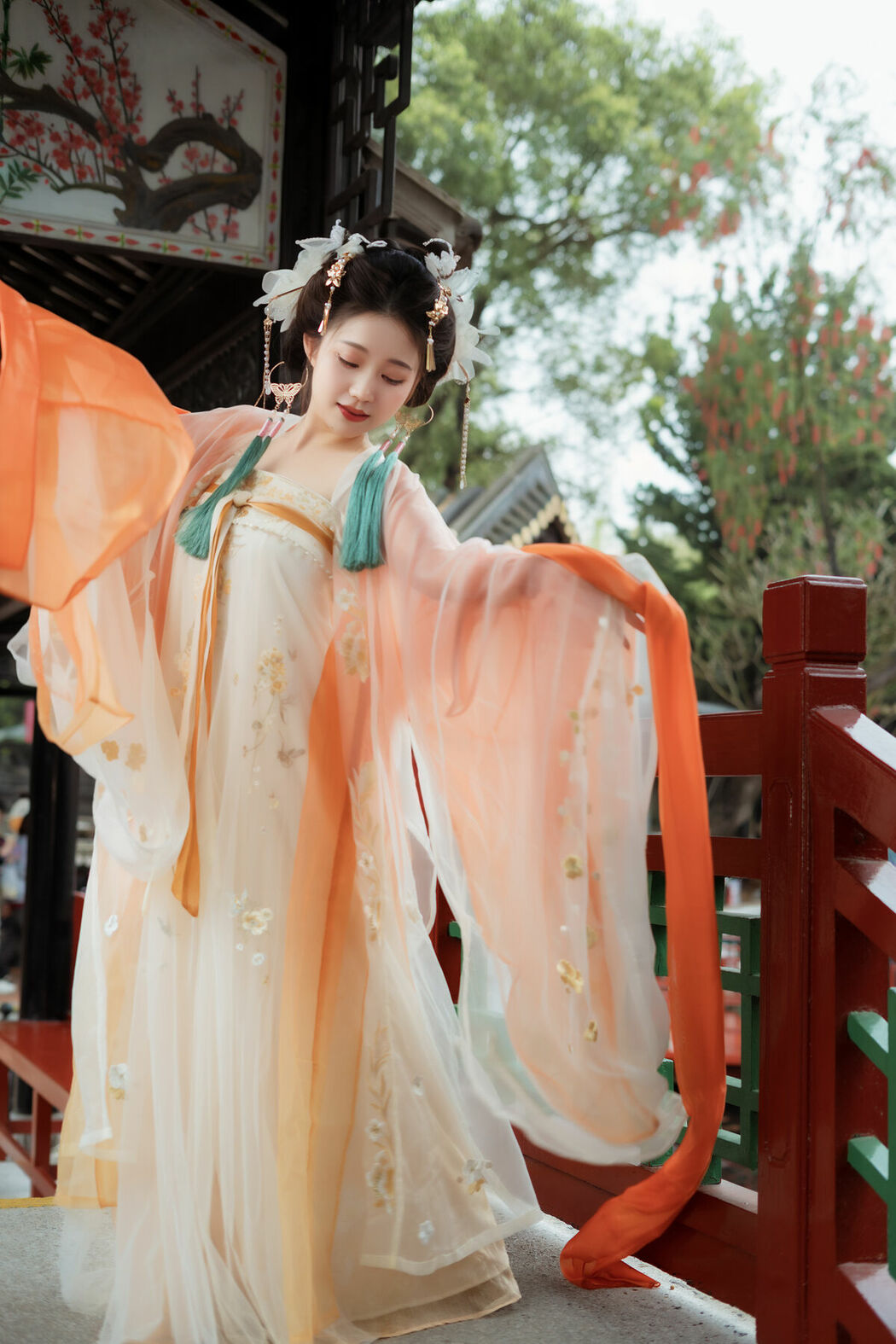 YiTuYu艺图语 Vol.10083 Su Su (14P)