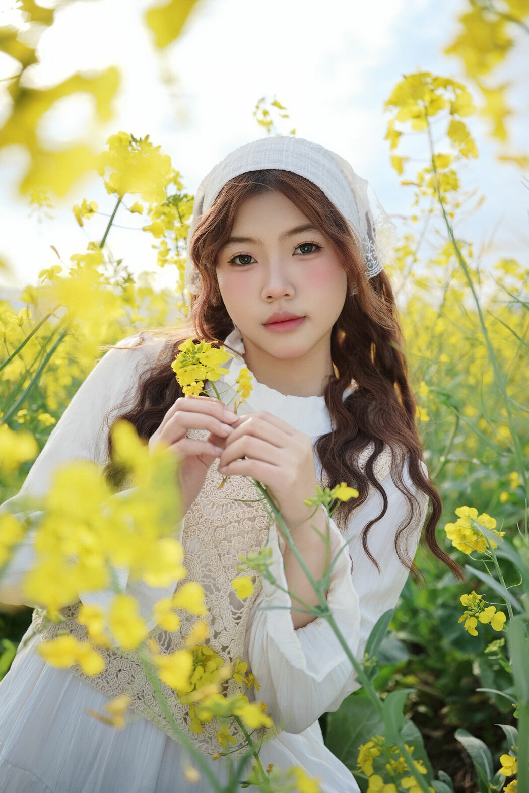 YiTuYu艺图语 Vol.10084 Jing Jing Yi (40P)
