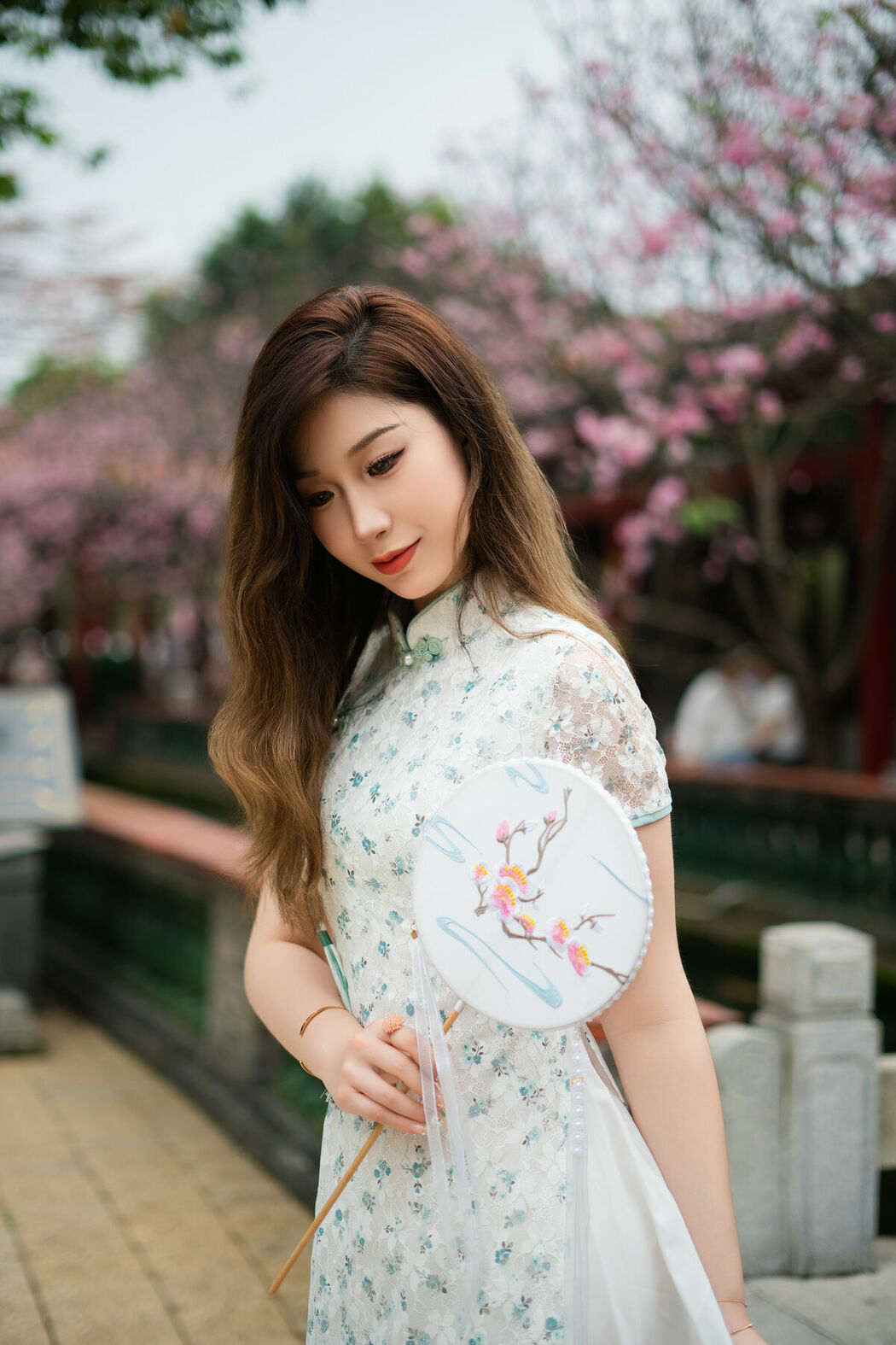YiTuYu艺图语 Vol.10089 La Bi Xiao Xin (16P)