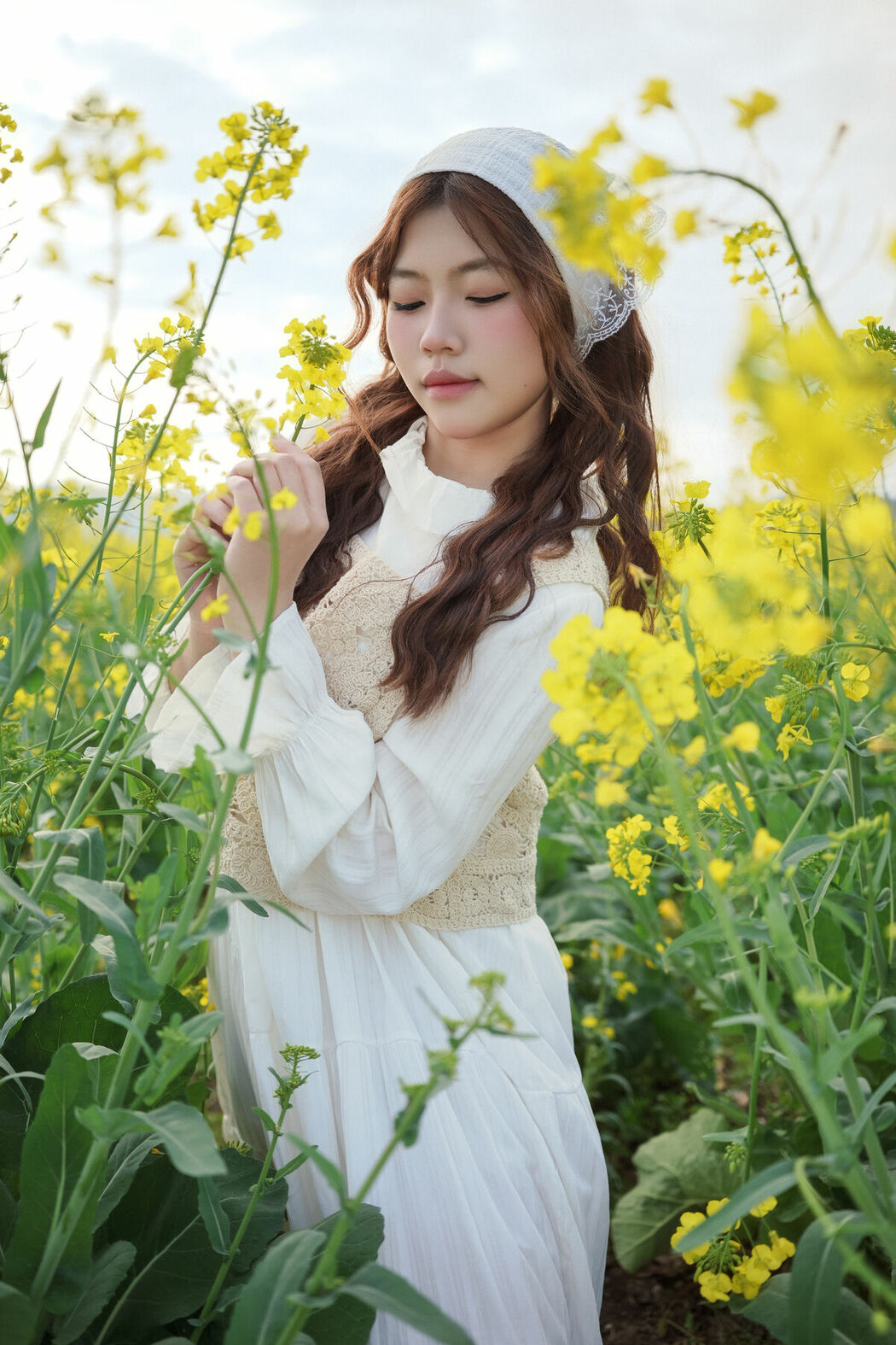 YiTuYu艺图语 Vol.10084 Jing Jing Yi (40P)