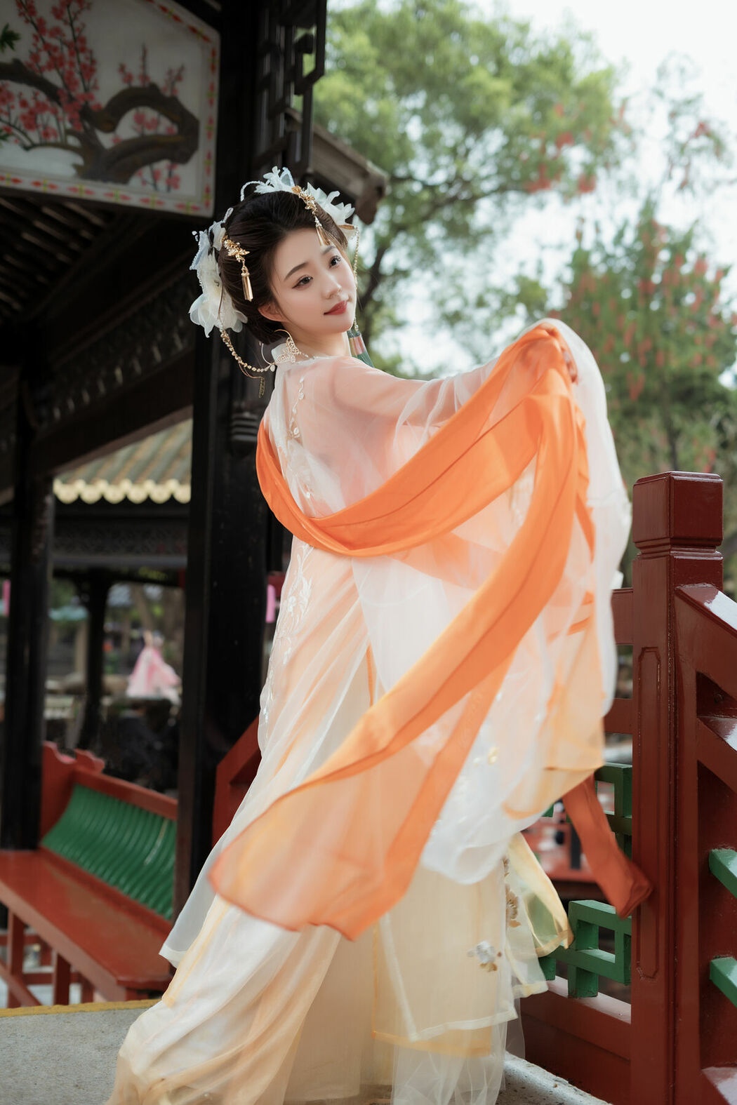 YiTuYu艺图语 Vol.10083 Su Su (14P)