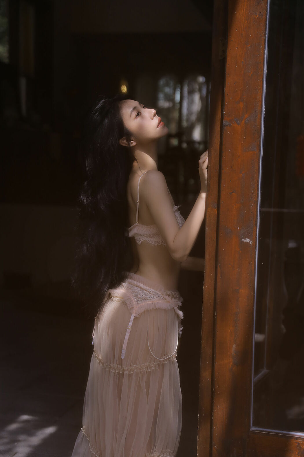 YiTuYu艺图语 Vol.10091 Wendy Yuan Zi Mo Te (14P)