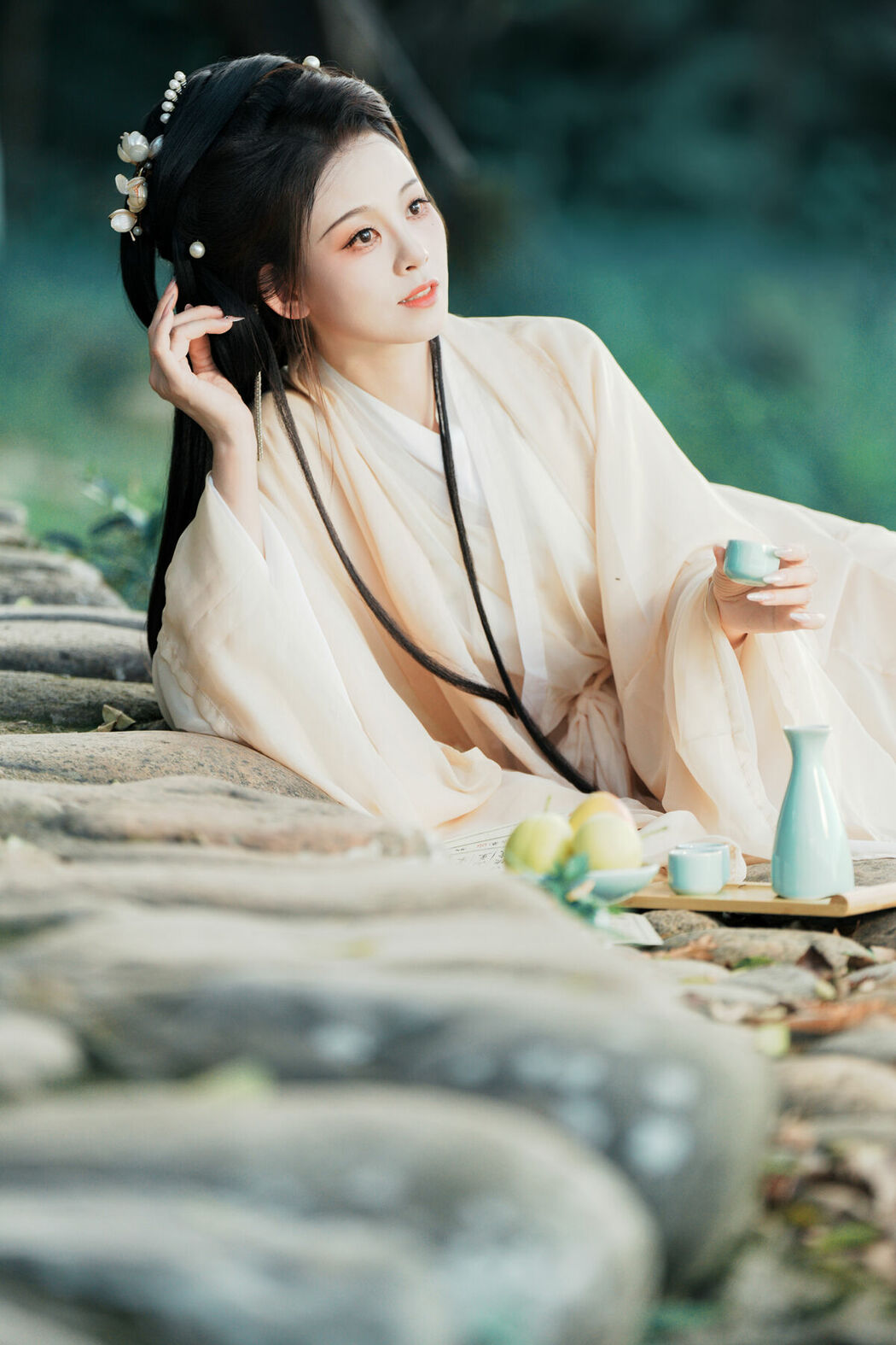 YiTuYu艺图语 Vol.10092 Luo Ning Tang (19P)
