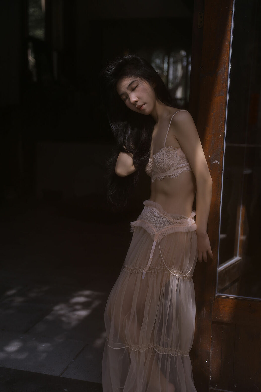 YiTuYu艺图语 Vol.10091 Wendy Yuan Zi Mo Te (14P)