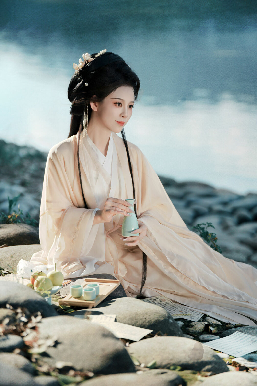 YiTuYu艺图语 Vol.10092 Luo Ning Tang (19P)