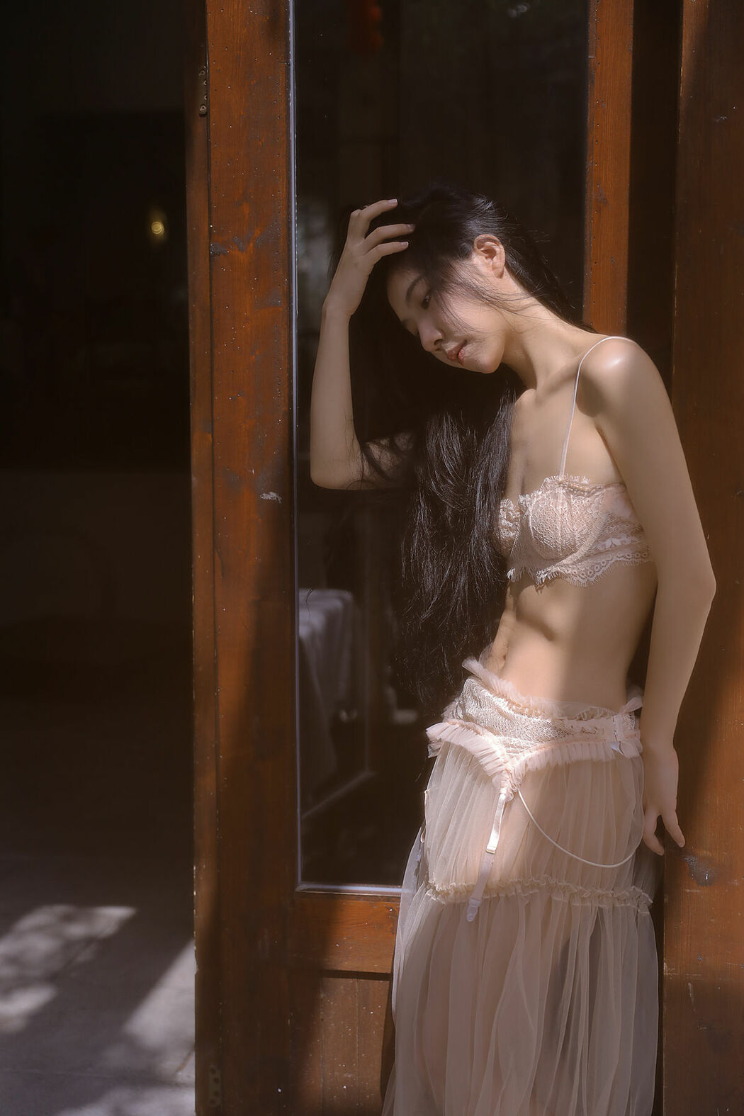 YiTuYu艺图语 Vol.10091 Wendy Yuan Zi Mo Te (14P)