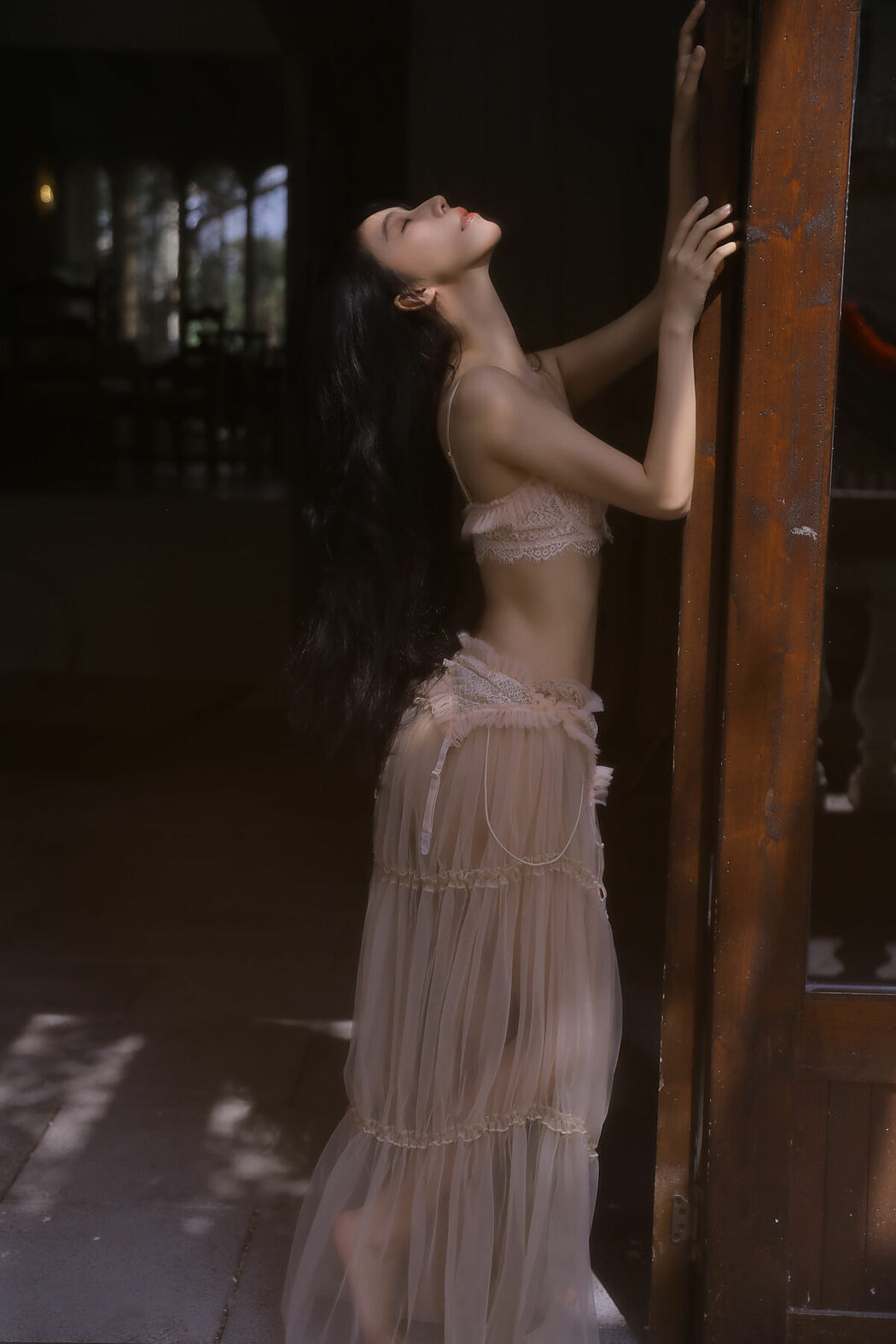 YiTuYu艺图语 Vol.10091 Wendy Yuan Zi Mo Te (14P)