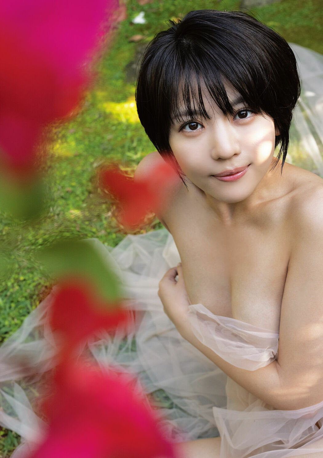 JP Moeka Sasaki 佐々木萌香 – ファースト写真集 いちばん (104P)