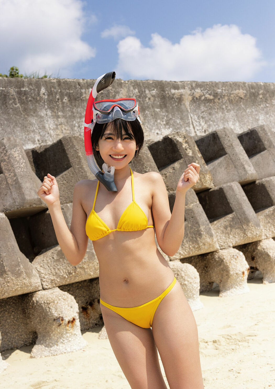 JP Moeka Sasaki 佐々木萌香 – ファースト写真集 いちばん (104P)