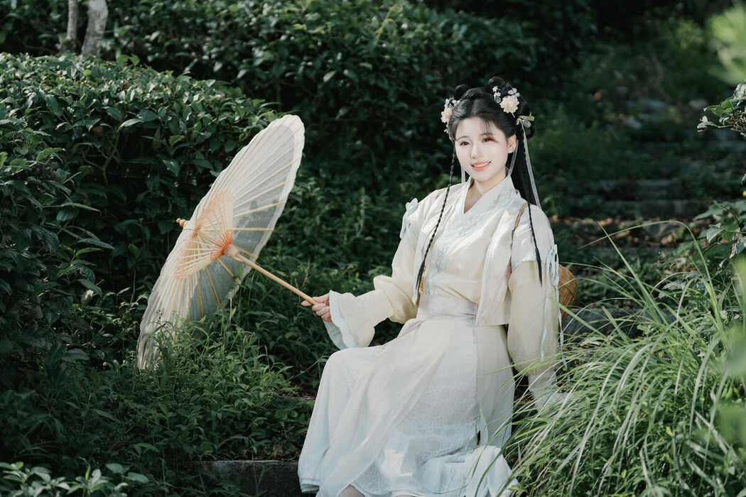 YiTuYu艺图语 Vol.10099 Gui Hua Ya (23P)