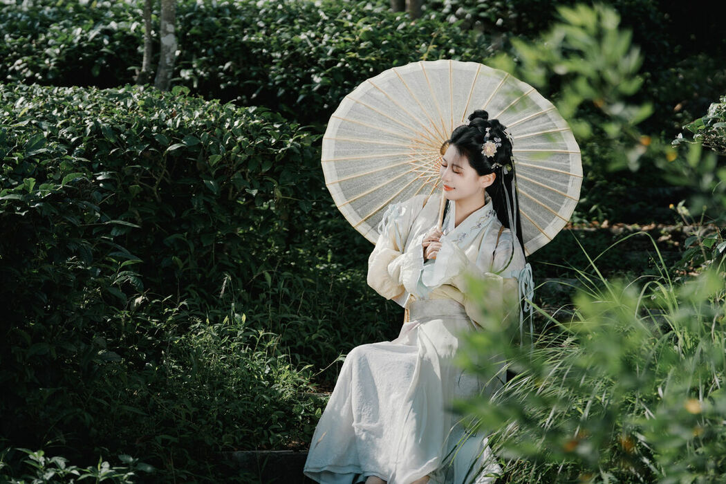 YiTuYu艺图语 Vol.10099 Gui Hua Ya (23P)
