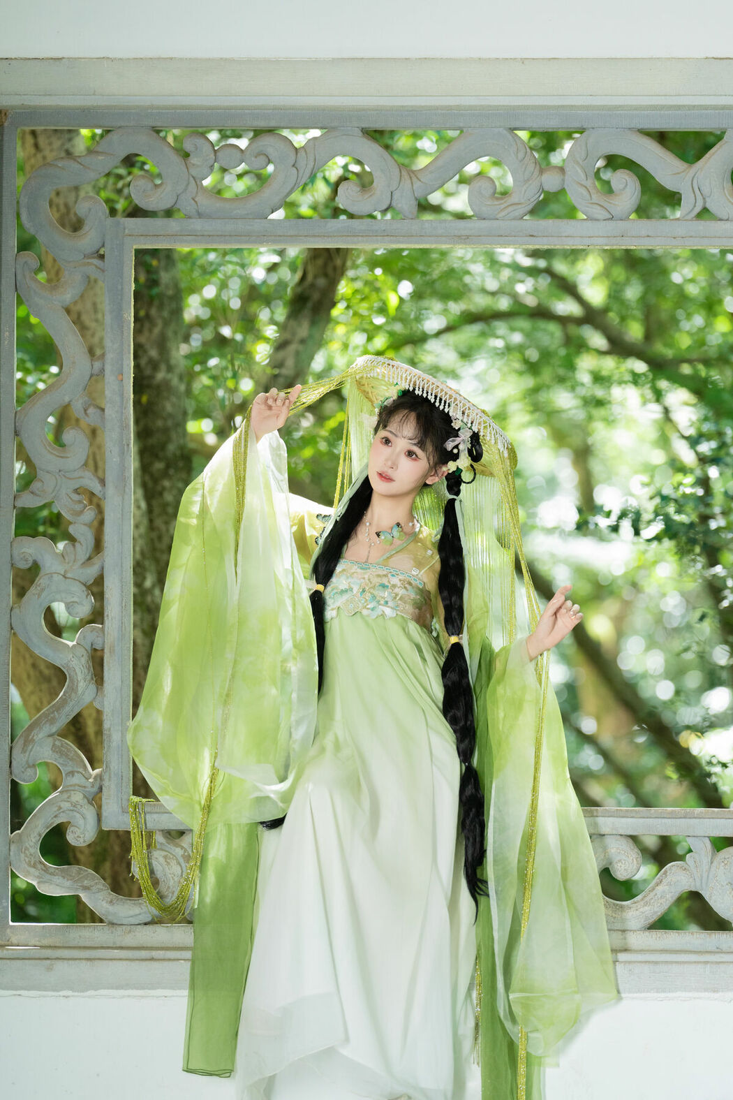YiTuYu艺图语 Vol.10102 Jiao Yi Zhi Sui Sui (53P)