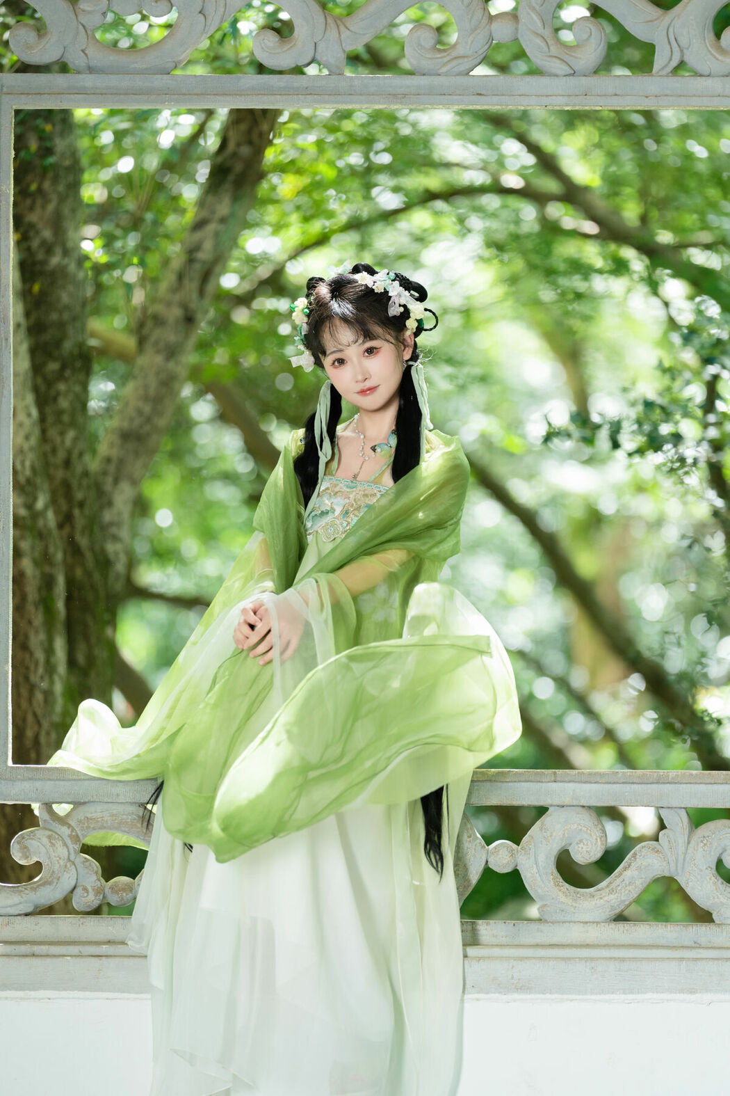 YiTuYu艺图语 Vol.10102 Jiao Yi Zhi Sui Sui (53P)