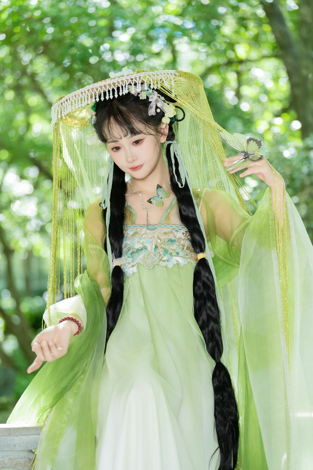 YiTuYu艺图语 Vol.10102 Jiao Yi Zhi Sui Sui (53P)