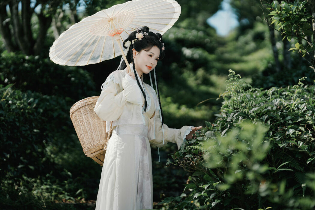 YiTuYu艺图语 Vol.10099 Gui Hua Ya (23P)