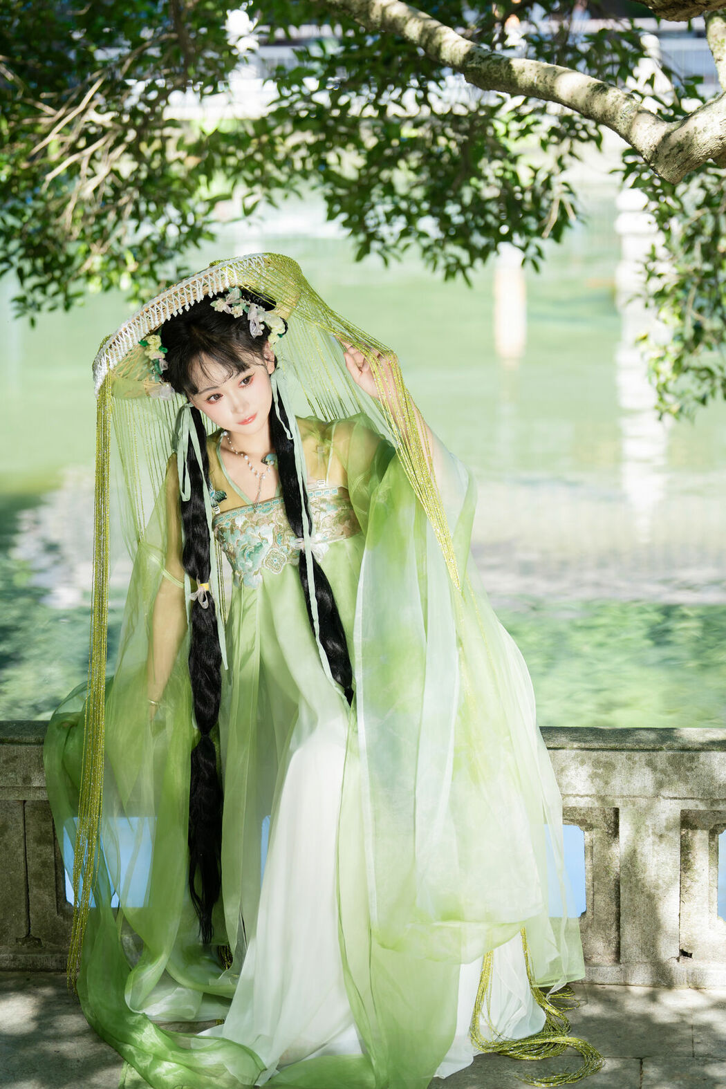 YiTuYu艺图语 Vol.10102 Jiao Yi Zhi Sui Sui (53P)