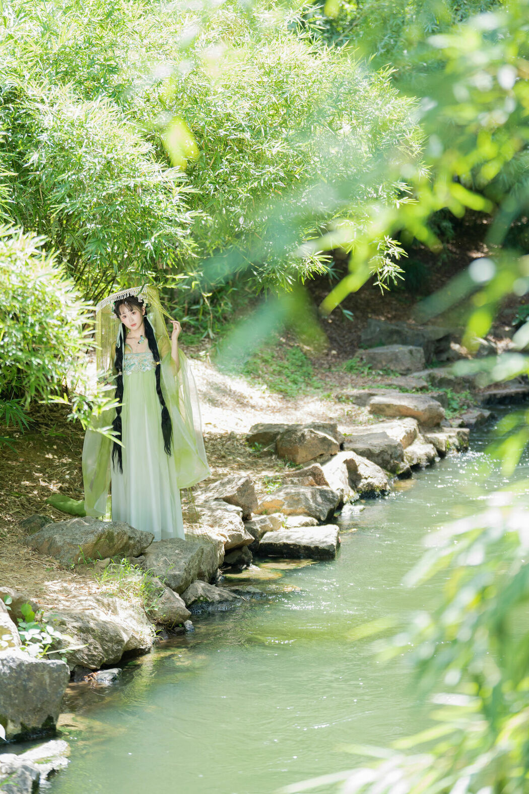 YiTuYu艺图语 Vol.10102 Jiao Yi Zhi Sui Sui (53P)